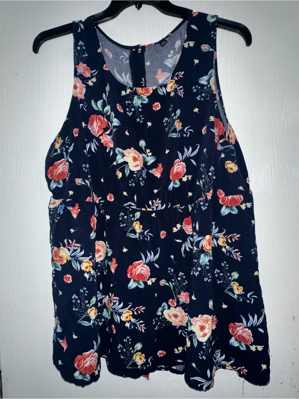 Torrid Size 3 Navy Floral Babydoll Tank Top Button Back Plus Size 3X